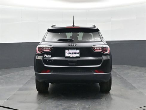 New 2026 Jeep Compass Latitude image 5