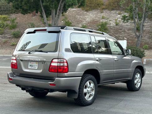 Used 2003 Toyota Land Cruiser image 16
