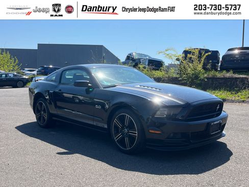 Used 2013 Ford Mustang GT Premium RWD image 1