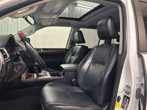 Used 2013 Lexus GX 460 image 11