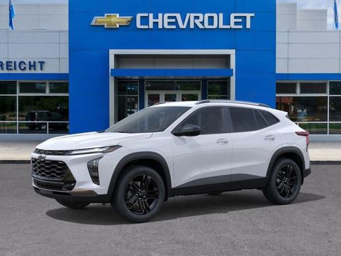 New 2026 Chevrolet Trax ACTIV w/ Driver Confidence Package image 2