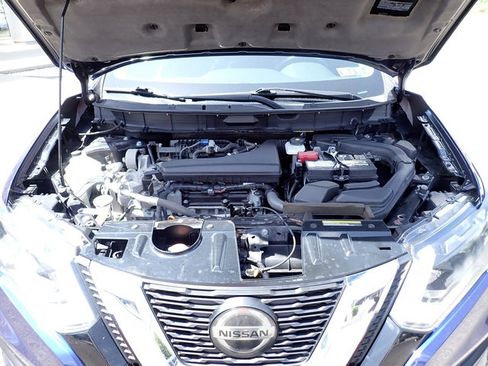 Used 2019 Nissan Rogue SV AWD/4WD image 13
