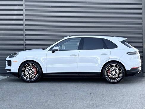 New 2026 Porsche Cayenne S AWD/4WD image 2