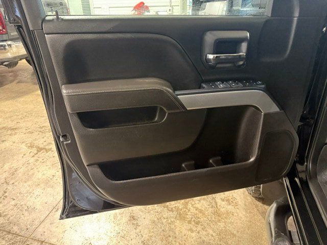 Used 2017 Chevrolet Silverado 2500 LT w/ Midnight Edition AWD/4WD image 43