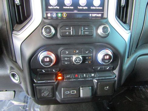 Used 2020 GMC Sierra 1500 SLE w/ SLE Value Package RWD image 18