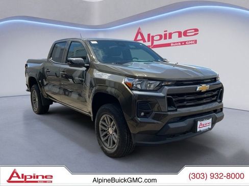 Used 2023 Chevrolet Colorado LT w/ LT Convenience Package AWD/4WD image 7