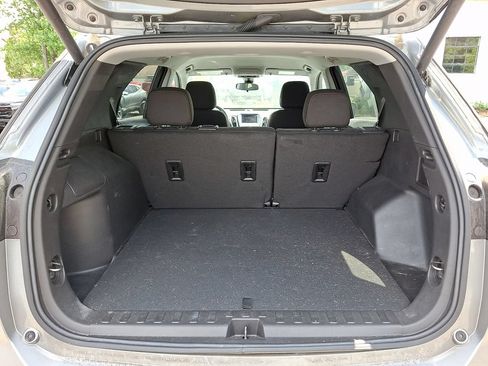 Used 2024 Chevrolet Equinox LT AWD/4WD image 27