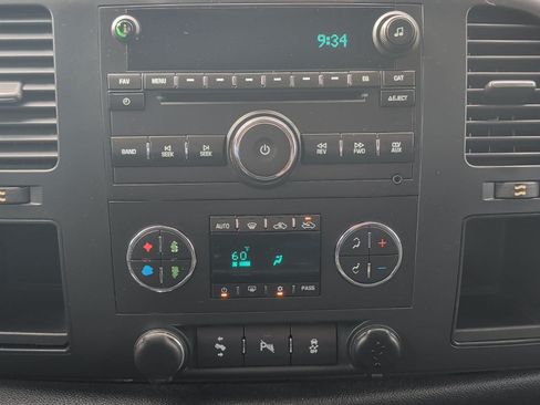 Used 2012 Chevrolet Silverado 1500 LT RWD image 17