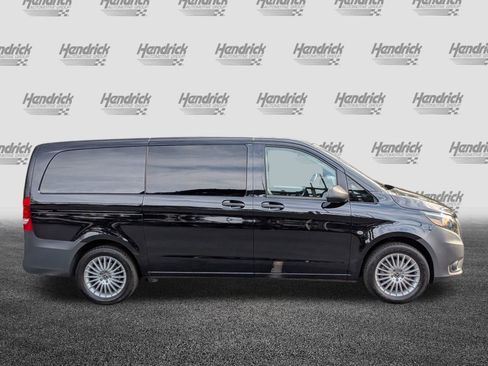 Used 2023 Mercedes-Benz Metris Passenger image 11