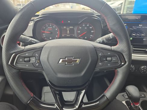 Certified 2024 Chevrolet Trax RS w/ Driver Confidence Package image 14