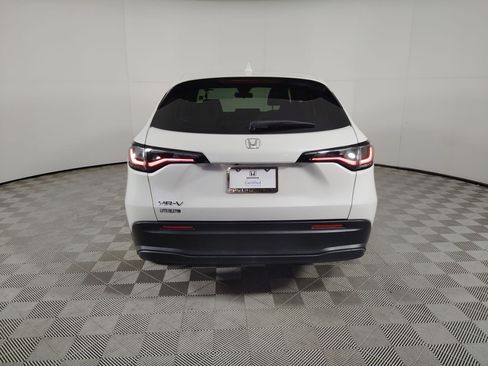 Certified 2023 Honda HR-V LX image 10