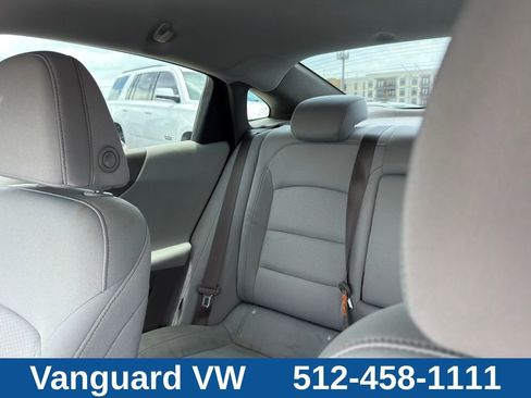 Used 2016 Chevrolet Malibu LT w/ Driver Confidence Package FWD image 12