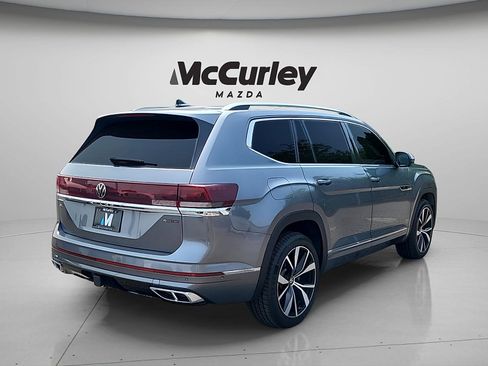 Used 2024 Volkswagen Atlas SEL Premium R-Line AWD/4WD image 7