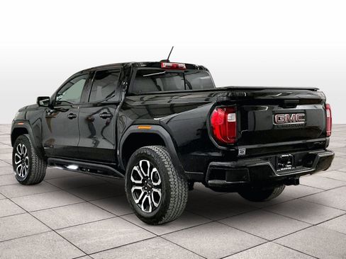 Used 2025 GMC Canyon AT4 w/ Nightfall Edition AWD/4WD image 10