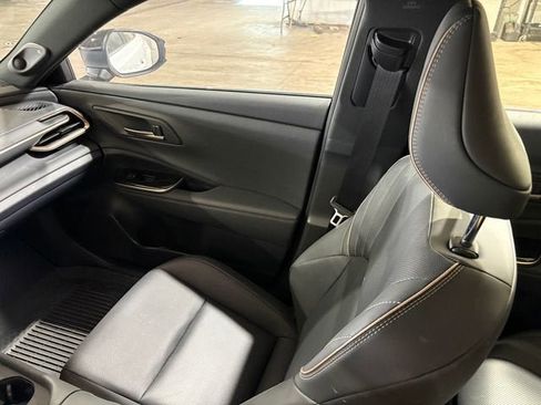 Used 2025 Toyota Crown Signia AWD/4WD image 26