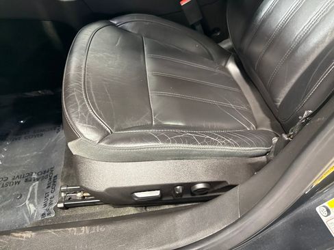 Used 2014 Buick Regal FWD image 24