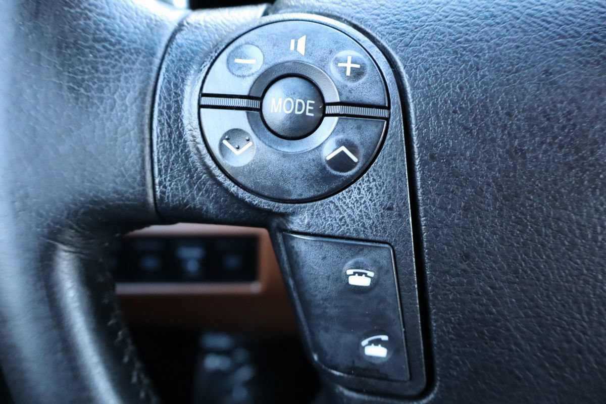 Used 2013 Toyota Sequoia Platinum AWD/4WD image 32