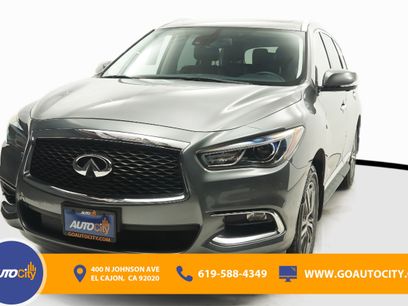 Used 2020 INFINITI QX60 Luxe w/ Essential Package