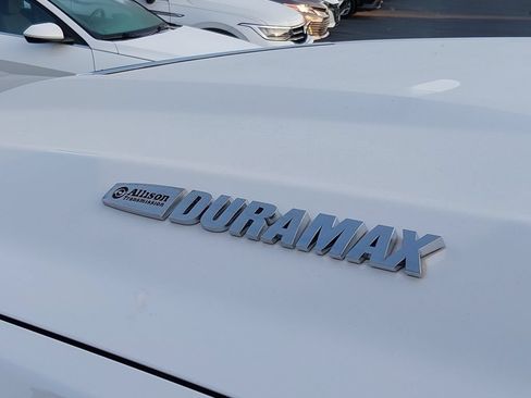 Used 2019 Chevrolet Silverado 2500 LTZ w/ Duramax Plus Package AWD/4WD image 18
