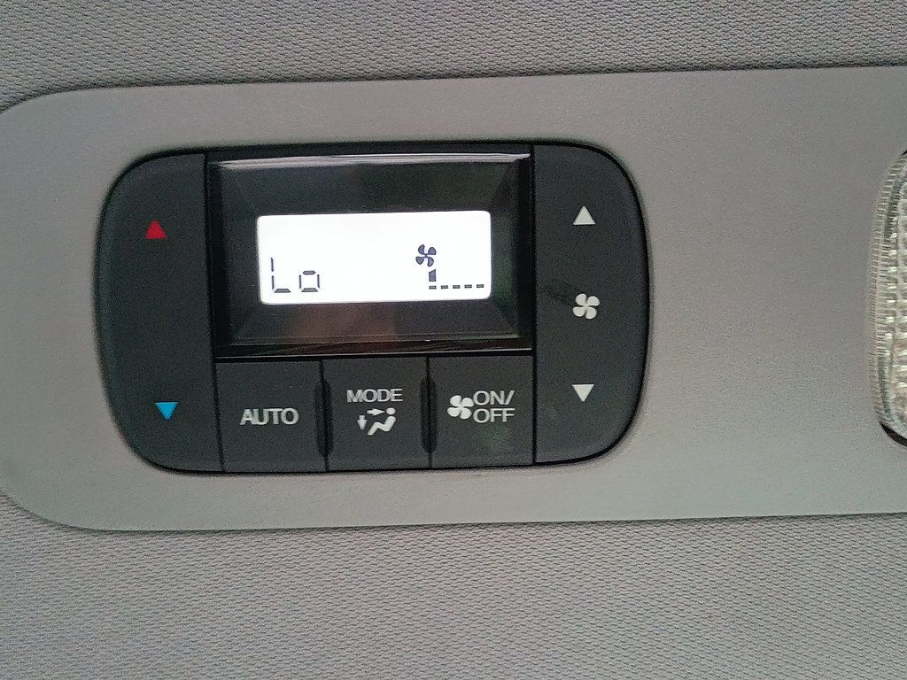 Used 2018 Honda Odyssey EX-L image 18