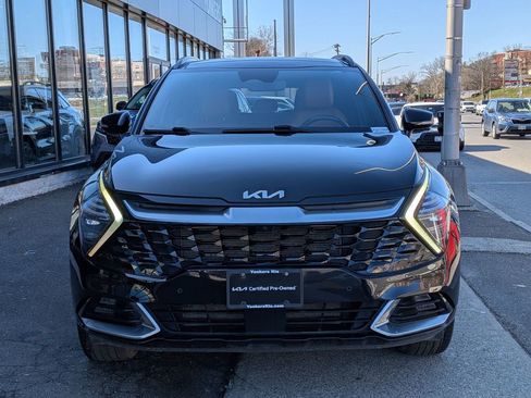 Certified 2023 Kia Sportage SX image 3