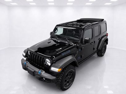 Used 2023 Jeep Wrangler Unlimited w/ Sun & Screen Package