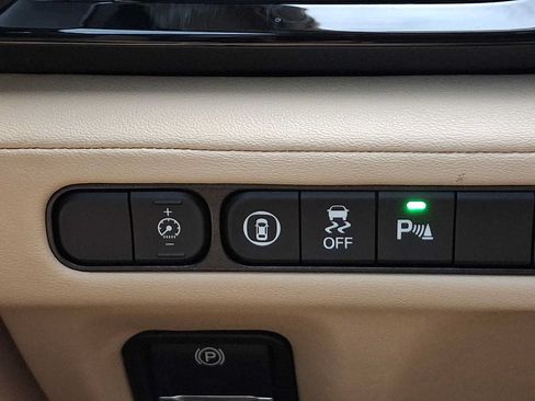 Used 2024 Acura MDX SH-AWD w/ Technology Package image 24
