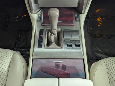 Used 2012 Lexus GX 460 w/ Comfort Plus Pkg image 17