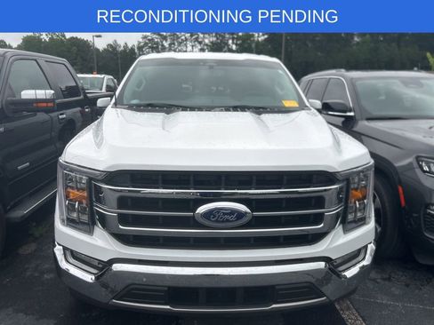 Used 2022 Ford F150 Lariat RWD image 1