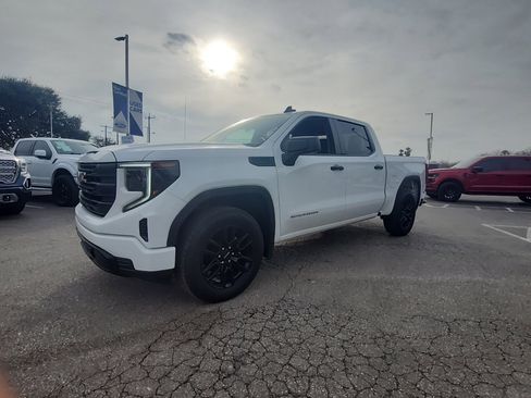 Used 2023 GMC Sierra 1500 Pro w/ Graphite Edition image 8