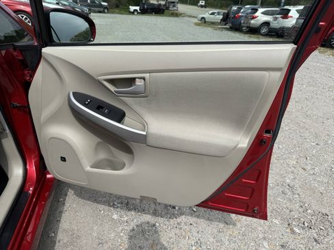 Used 2011 Toyota Prius Three FWD image 15