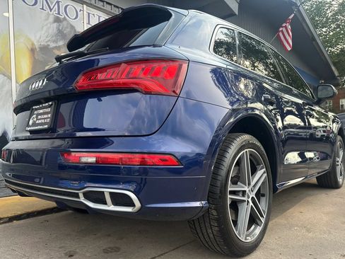 Used 2018 Audi SQ5 Premium Plus w/ Navigation Package AWD/4WD image 3