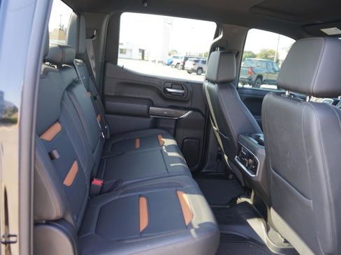 Used 2021 GMC Sierra 1500 AT4 image 23