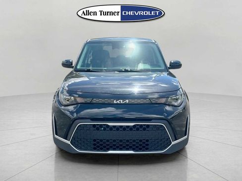 Used 2024 Kia Soul LX w/ LX Technology Package FWD image 2