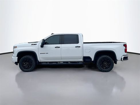 Used 2024 Chevrolet Silverado 2500 LT w/ Z71 Sport Edition image 4