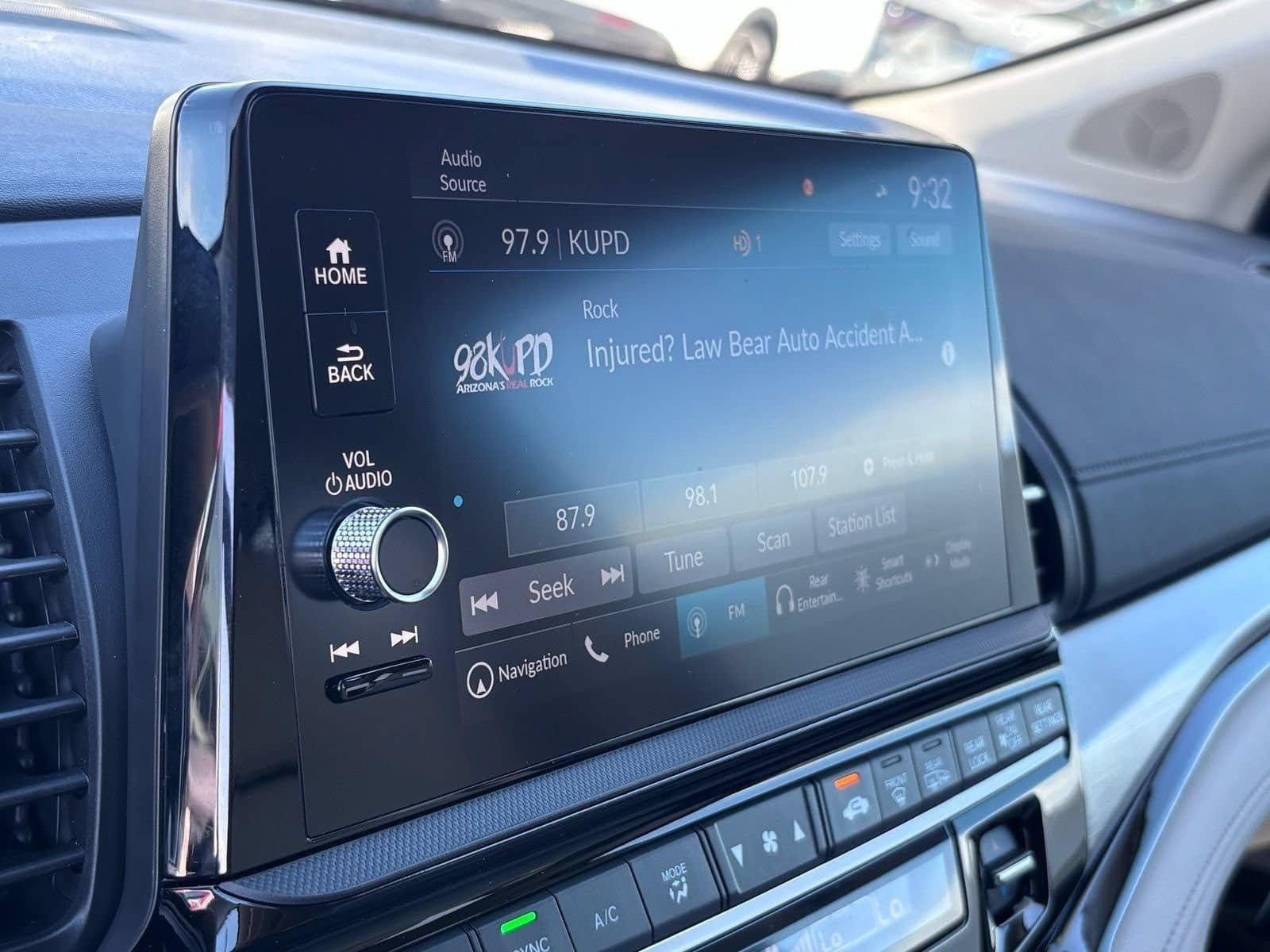 New 2026 Honda Odyssey Touring image 19