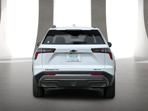 New 2026 Chevrolet Equinox ACTIV w/ Convenience Package III image 5