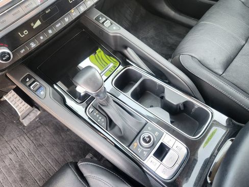 Used 2020 Kia Telluride SX w/ Towing Package AWD/4WD image 25