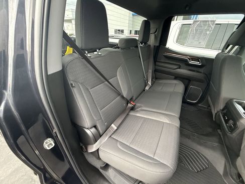 Used 2022 Chevrolet Silverado 1500 LT image 25