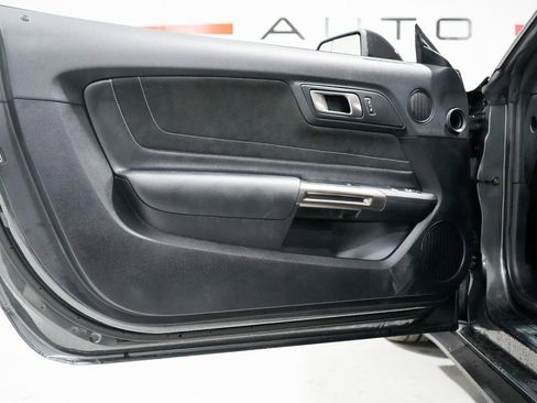 Used 2018 Ford Mustang Shelby GT350 w/ Electronics Package image 27