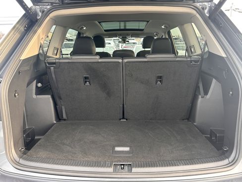 Certified 2025 Volkswagen Atlas SE w/ Panoramic Sunroof Package image 30