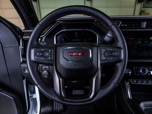 Used 2026 GMC Sierra 2500 AT4X AWD/4WD image 19
