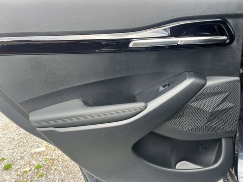 New 2026 Kia Seltos S FWD image 16