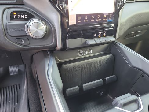 Used 2025 RAM 1500 Laramie w/ Sport Appearance Package RWD image 25