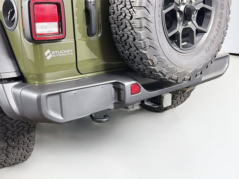 Used 2024 Jeep Wrangler Sport AWD/4WD image 37