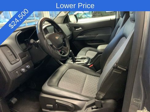 Used 2018 Chevrolet Colorado Z71 image 3