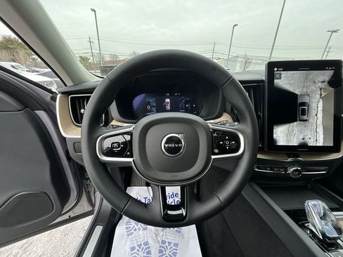 New 2026 Volvo XC60 B5 Plus w/ Climate Package image 18