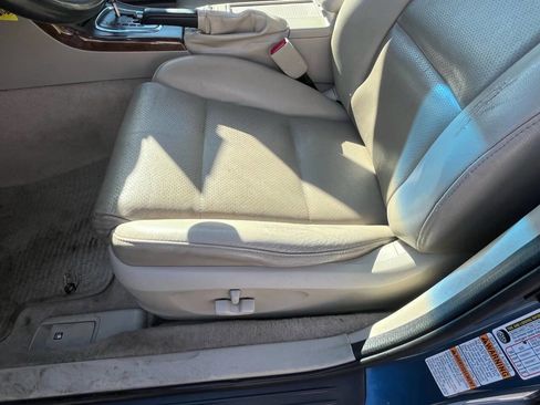 Used 2008 Subaru Outback 2.5i Limited L.L. Bean image 18