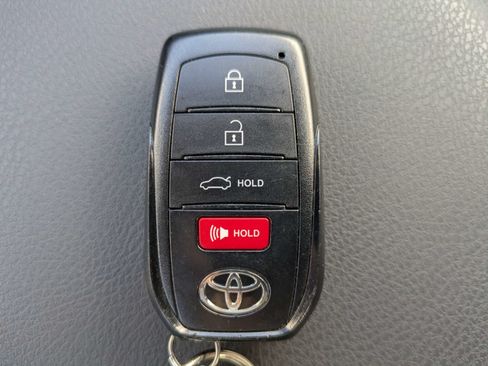 Used 2025 Toyota Camry LE FWD image 33