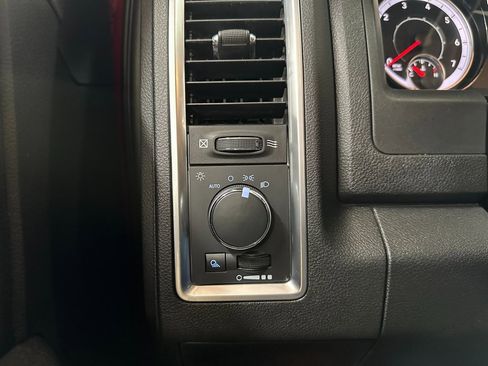 Certified 2024 RAM 1500 Classic Warlock image 18